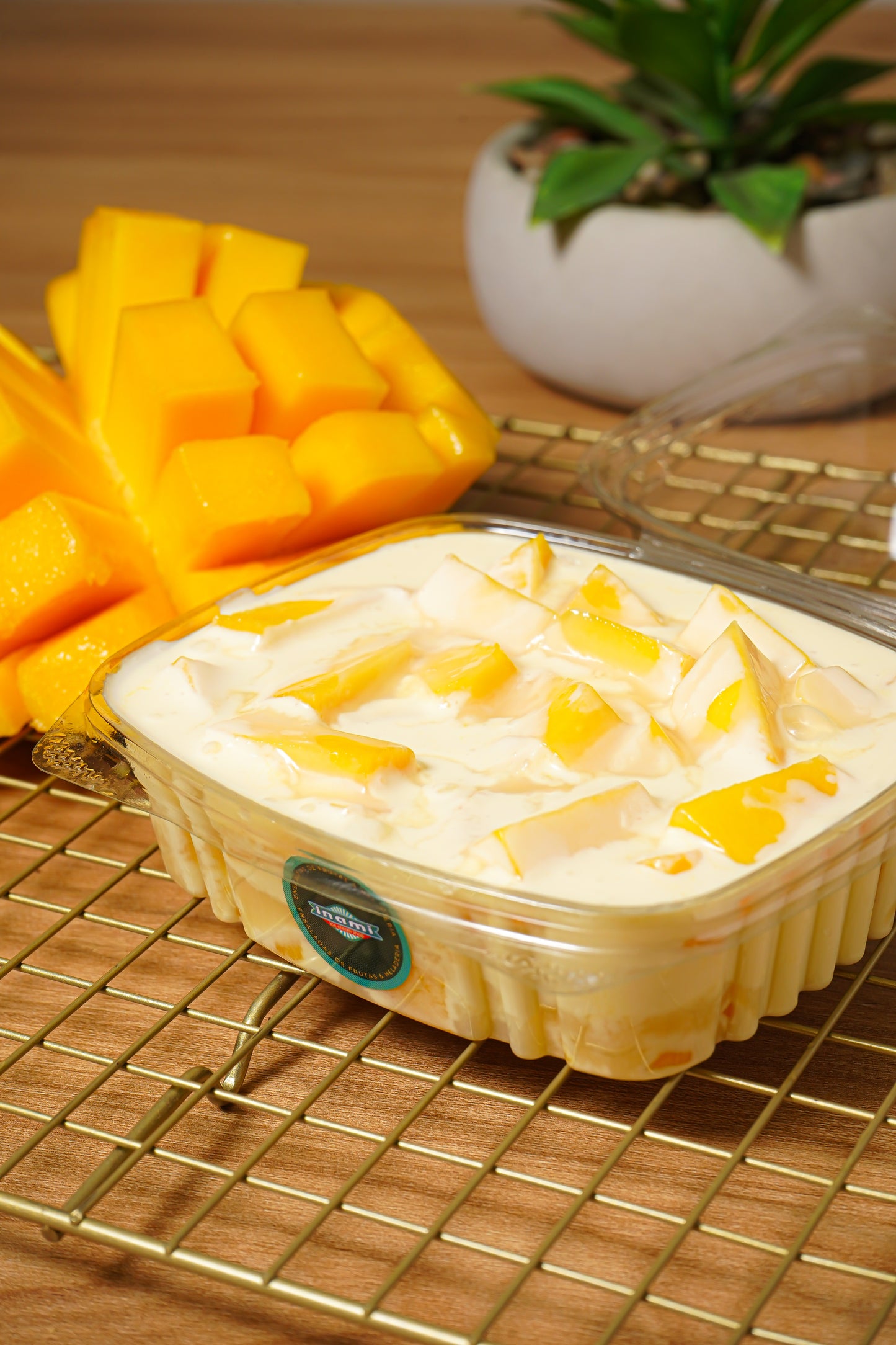 MANGO CON CREMA MEDIANO